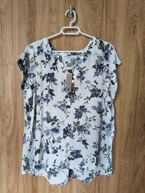 Reitmans Short Sleeve Blouse